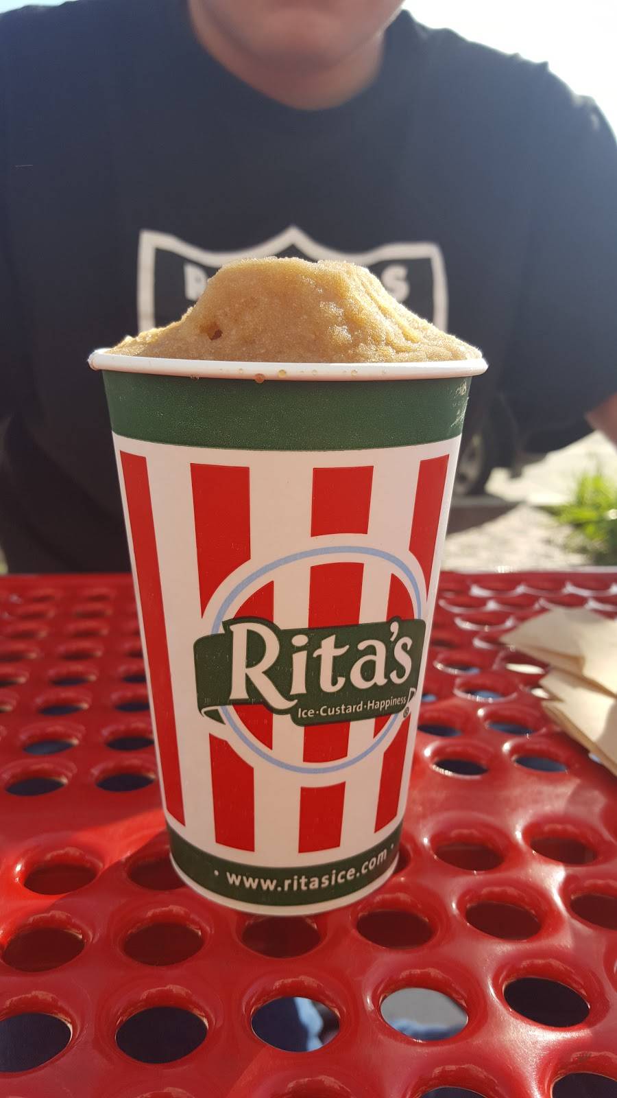 Ritas Italian Ice & Frozen Custard | restaurant | 3200 Castro Valley Blvd, Castro Valley, CA 94546, USA | 5108765217 OR +1 510-876-5217