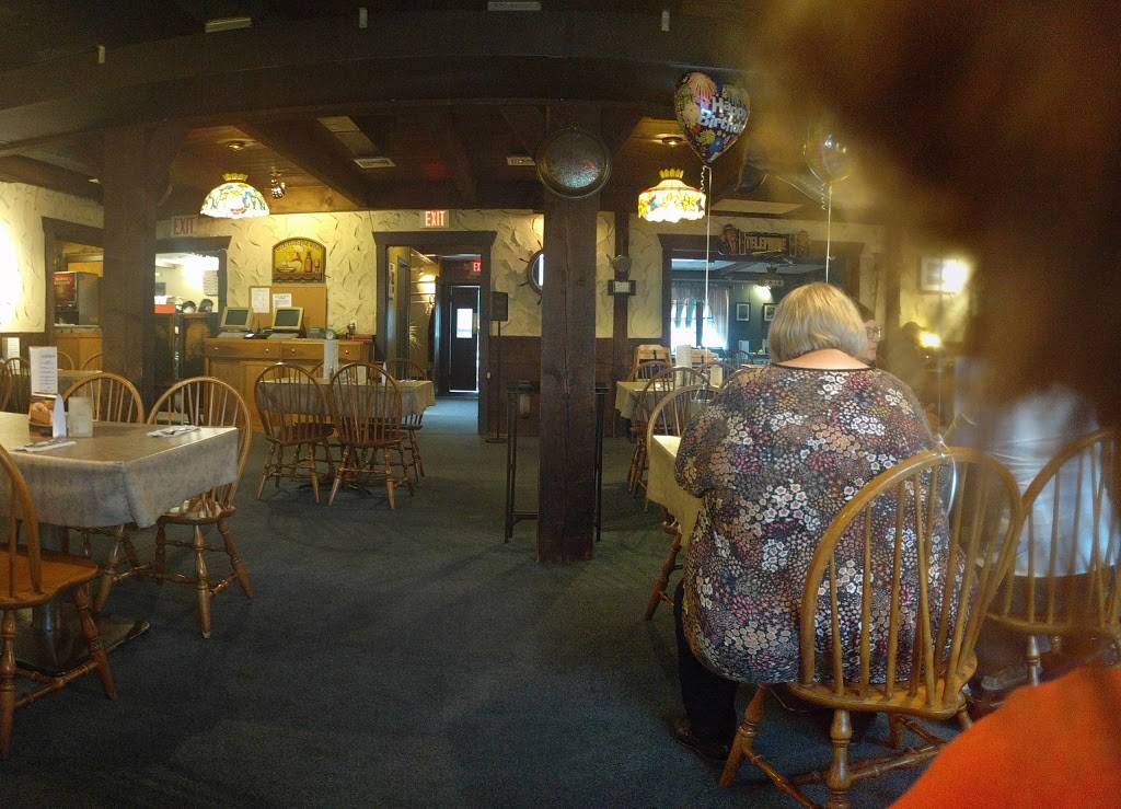 Me & Eds | restaurant | 30 Brock Ave, New Bedford, MA 02744, USA | 5089939922 OR +1 508-993-9922