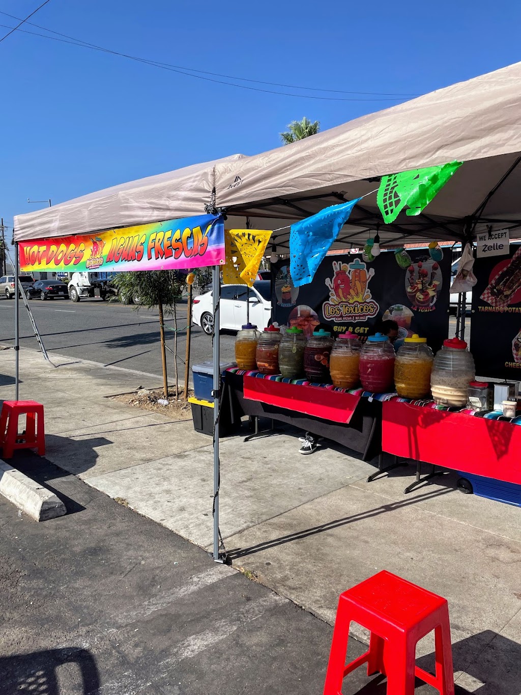 Los Toxicos SFV | meal takeaway | 9727 Laurel Canyon Blvd, Pacoima, CA 91331, USA | 7473139537 OR +1 747-313-9537