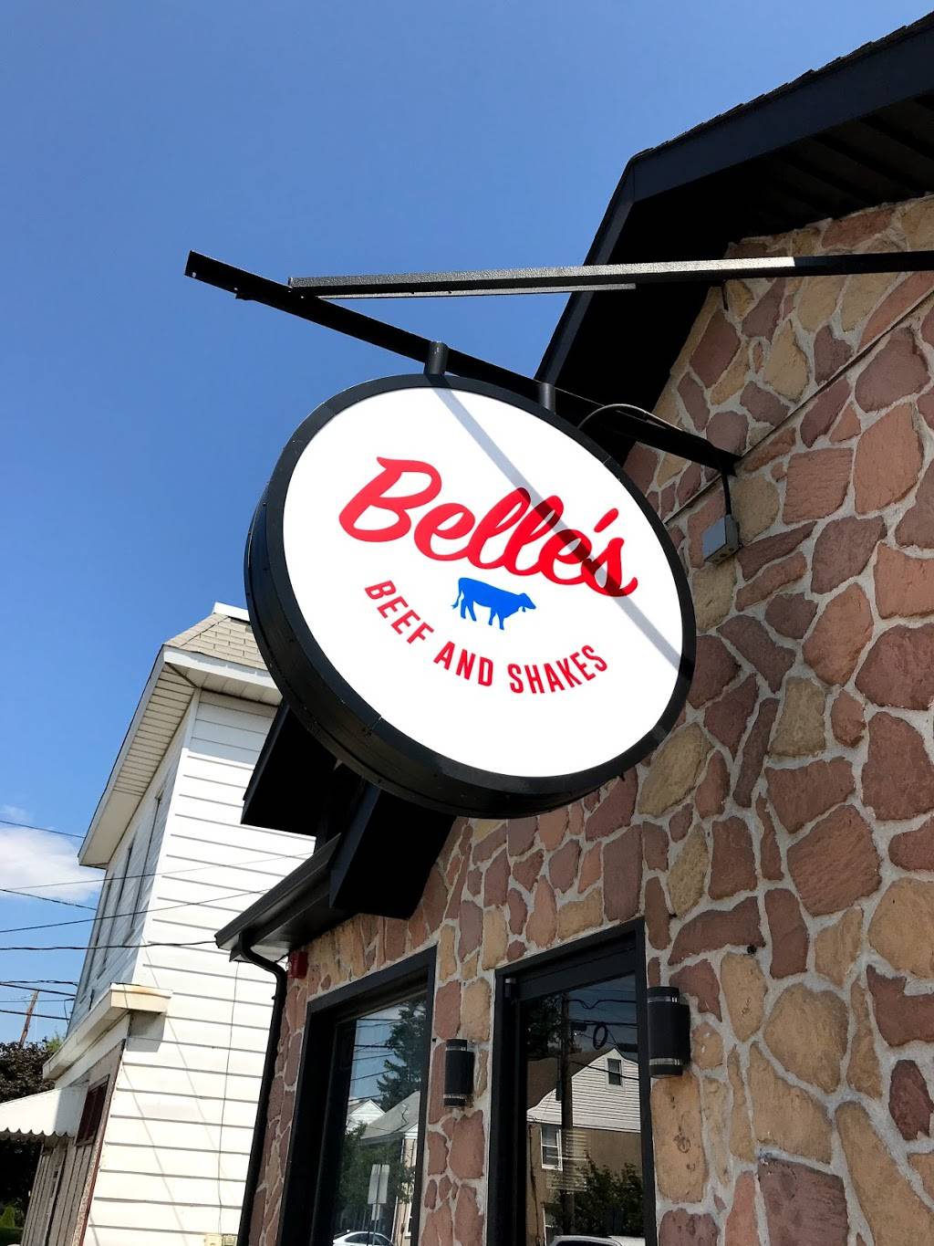 Belles Beef and Shakes | restaurant | 190 Passaic Ave, Belleville, NJ 07109, USA | 9737597500 OR +1 973-759-7500