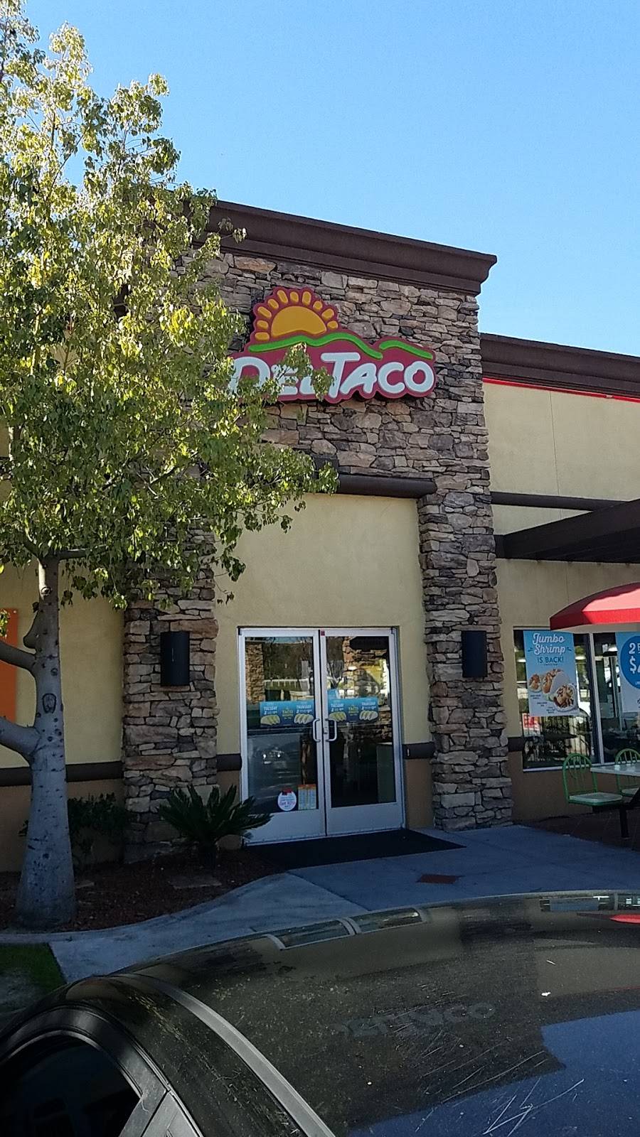 Del Taco | meal takeaway | 30607 CA-79, Temecula, CA 92592, USA | 9516934212 OR +1 951-693-4212