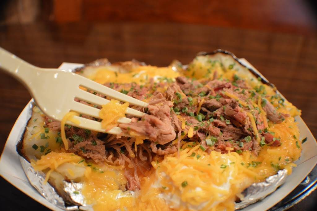 LawLers Barbecue | restaurant | 725 Beltline Rd SW, Decatur, AL 35601, USA | 2568221006 OR +1 256-822-1006