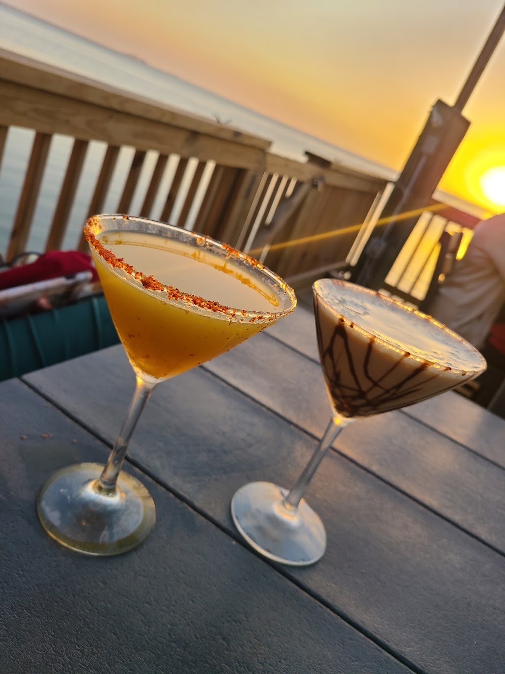 Liams Steak House & Oyster Bar | restaurant | 202 W Tarpon St, South Padre Island, TX 78597, USA | 9567724700 OR +1 956-772-4700