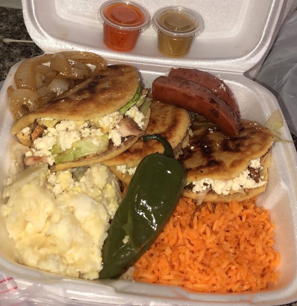 Favi’s Pollo asado | restaurant | 10510 Barnham St, Houston, TX 77016, USA | 8323354954 OR +1 832-335-4954