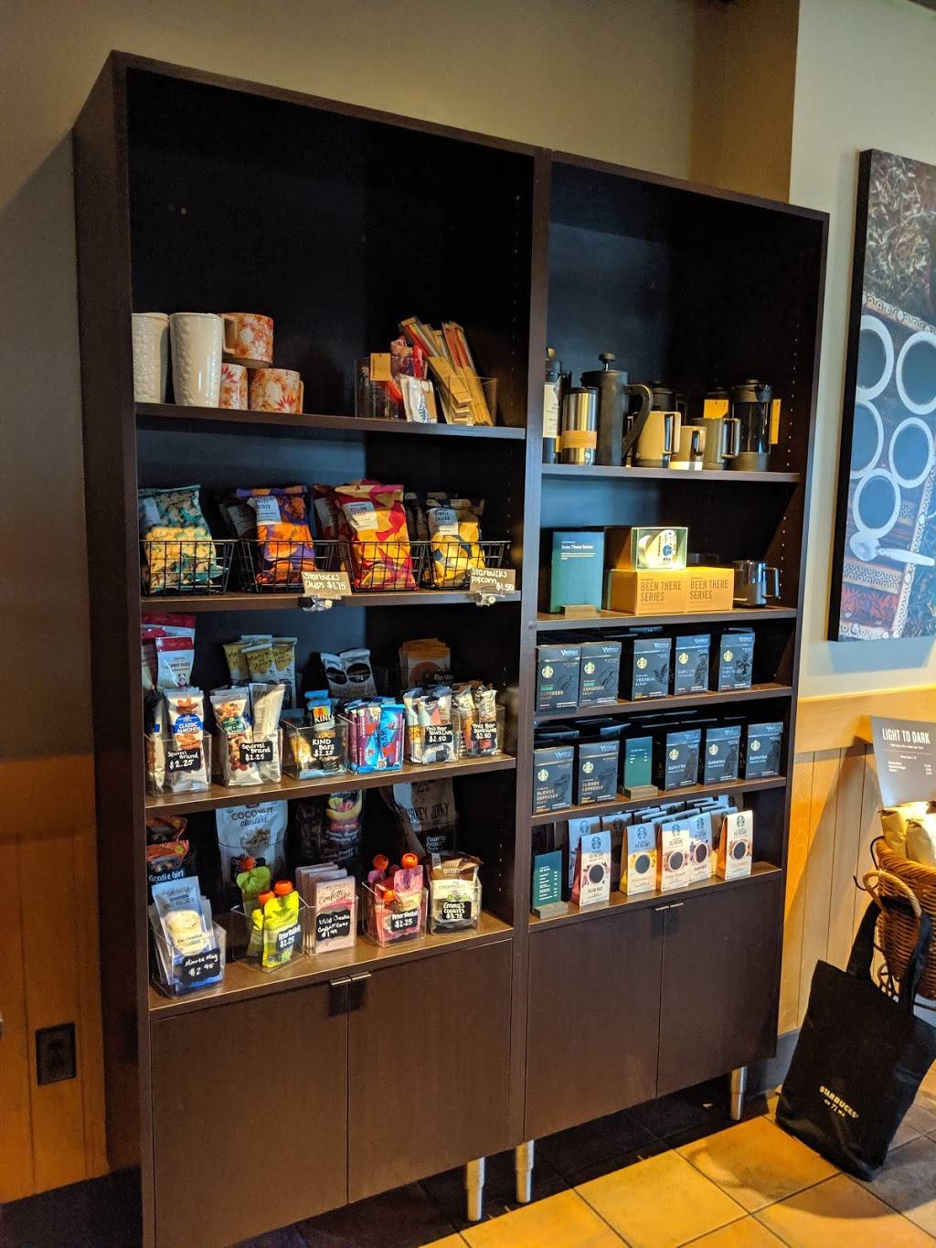 Starbucks | cafe | 1701 S Veterans Pkwy A, Bloomington, IL 61701, USA | 3096634042 OR +1 309-663-4042