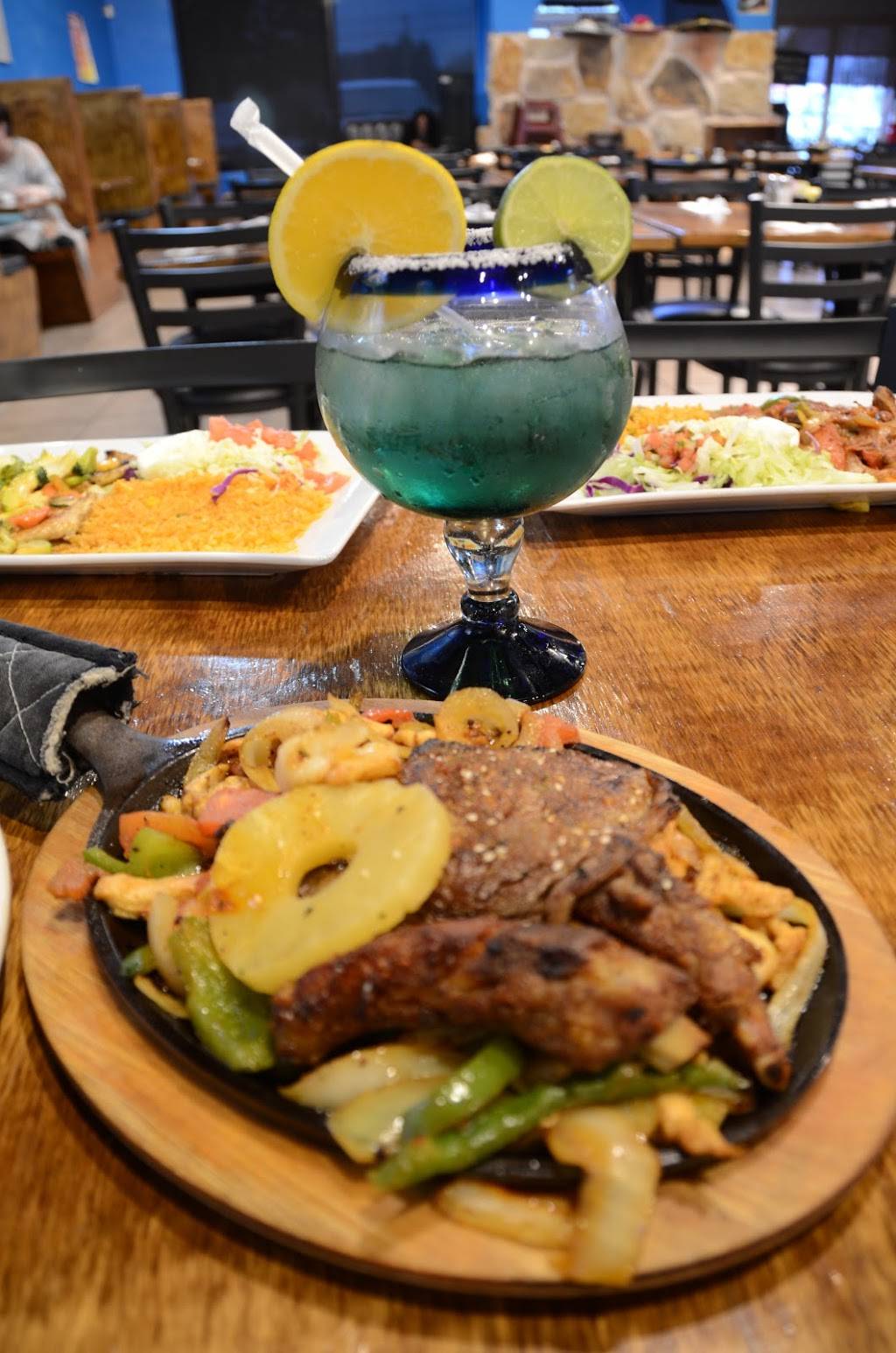 Baja California Cantina and Grill | restaurant | 961 Main St, Gardendale, AL 35071, USA | 2052858881 OR +1 205-285-8881