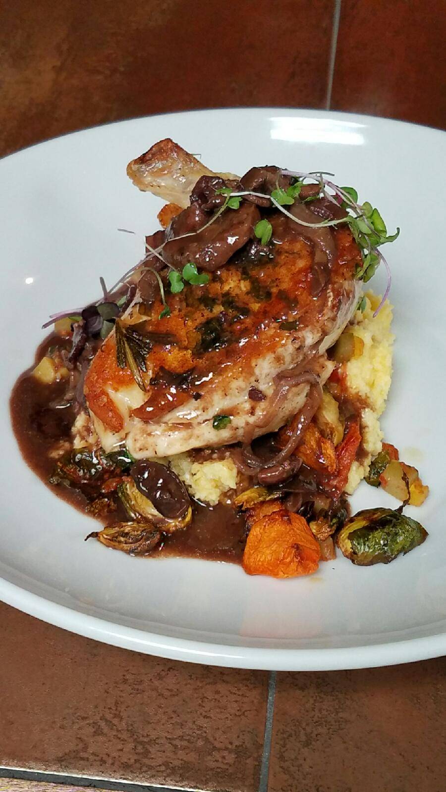 DaBeets Bistro | restaurant | 128 E 2nd St, Muscatine, IA 52761, USA | 5632609396 OR +1 563-260-9396