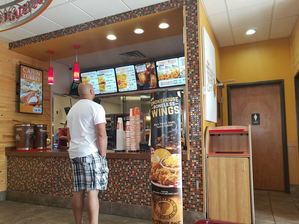 Popeyes Louisiana Kitchen | restaurant | 6502 Lemmon Ave, Dallas, TX 75209, USA | 2143508675 OR +1 214-350-8675