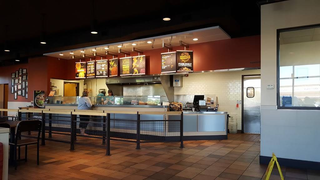 QDOBA Mexican Eats | restaurant | 3871 Rivertown Pkwy Ste 60, Grandville, MI 49418, USA | 6167241600 OR +1 616-724-1600