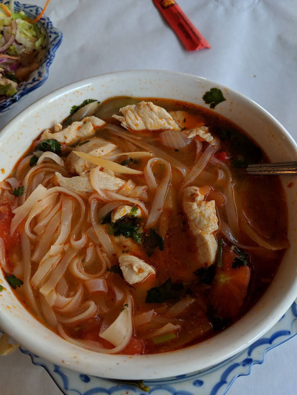 Simply Thai Bistro | restaurant | 563 W Liberty Dr, Wheaton, IL 60187, USA | 6307657715 OR +1 630-765-7715