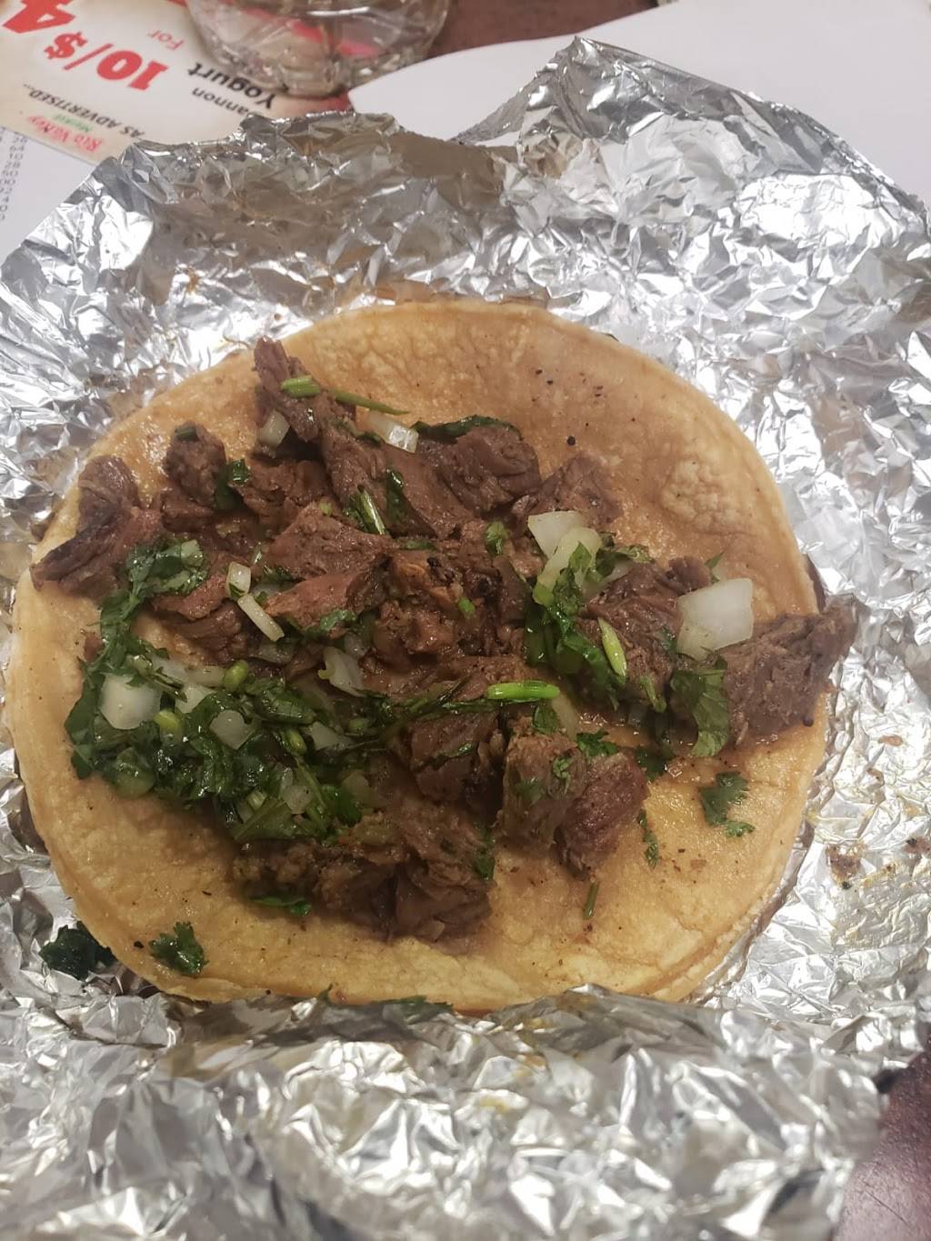 Los Comales Melrose Park | restaurant | 2110 W Lake St, Melrose Park, IL 60160, USA | 7083458500 OR +1 708-345-8500