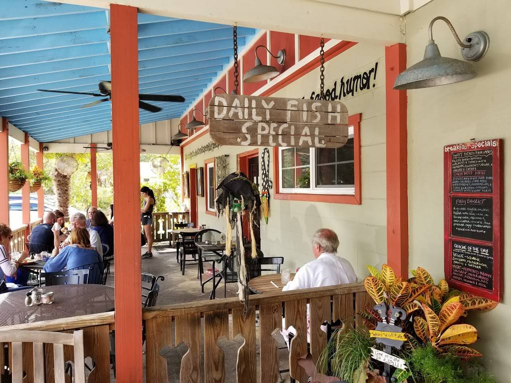 Lost Dog Cafe | cafe | 106 W Huron Ave, Folly Beach, SC 29439, USA | 8435889669 OR +1 843-588-9669