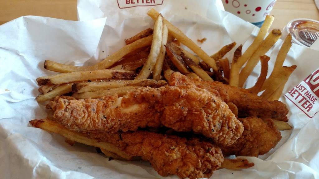 PDQ Restaurant | restaurant | 3906 Pelham Rd, Greenville, SC 29615, USA | 8646404959 OR +1 864-640-4959