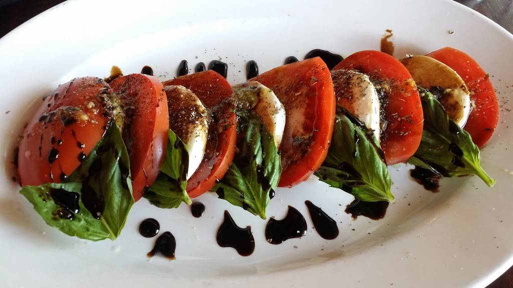 Russos Coal-Fired Italian Kitchen | restaurant | 14910 Pines Blvd, Pembroke Pines, FL 33027, USA | 9544311131 OR +1 954-431-1131