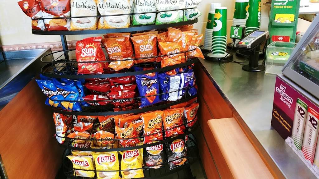 Subway Restaurants | restaurant | 10270 S Harlem Ave, Bridgeview, IL 60455, USA | 7082292219 OR +1 708-229-2219