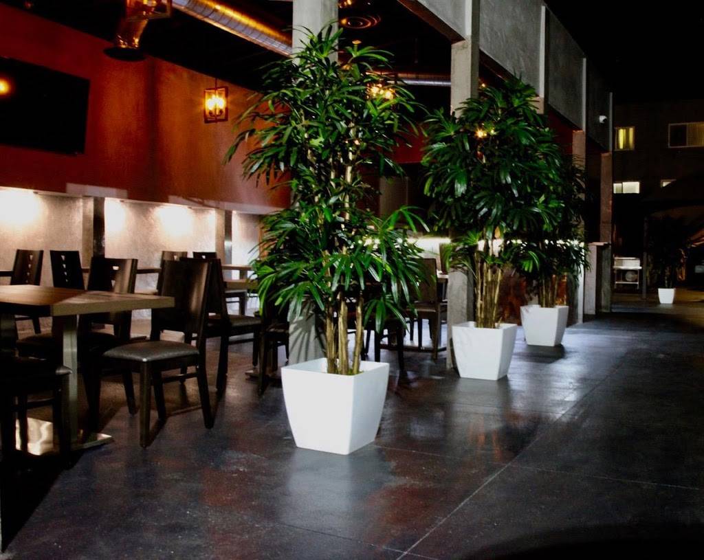 Oasis Bar & Restaurant, CA, United states | restaurant | 6024 Hazeltine Ave, Van Nuys, CA 91401, USA | 8186460444 OR +1 818-646-0444