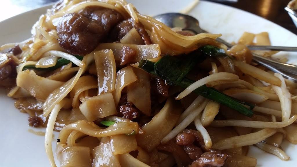 Golden Palace Restaurant | restaurant | 581 Moraga Rd, Moraga, CA 94556, USA | 9256310284 OR +1 925-631-0284