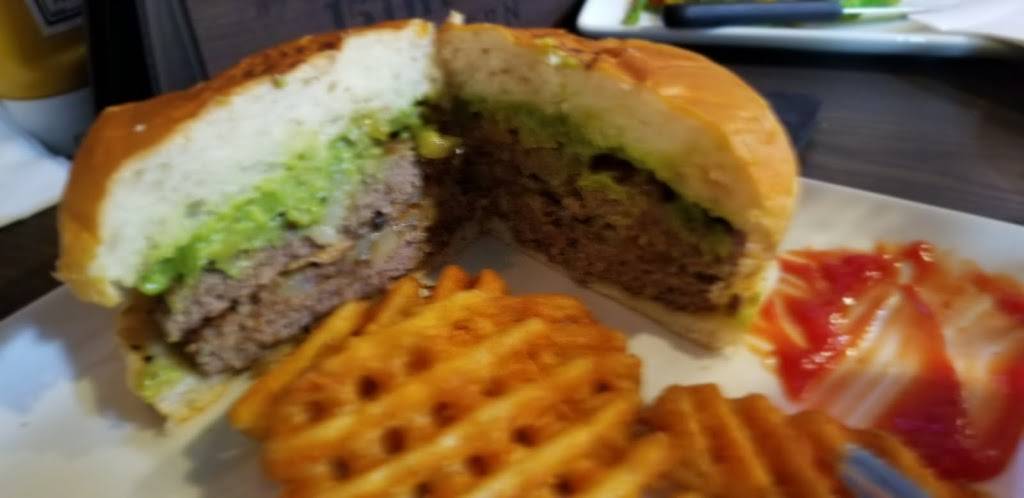 15th Street Tavern | restaurant | 10081 S Ortonville Rd, Village of Clarkston, MI 48348, USA | 2489651515 OR +1 248-965-1515