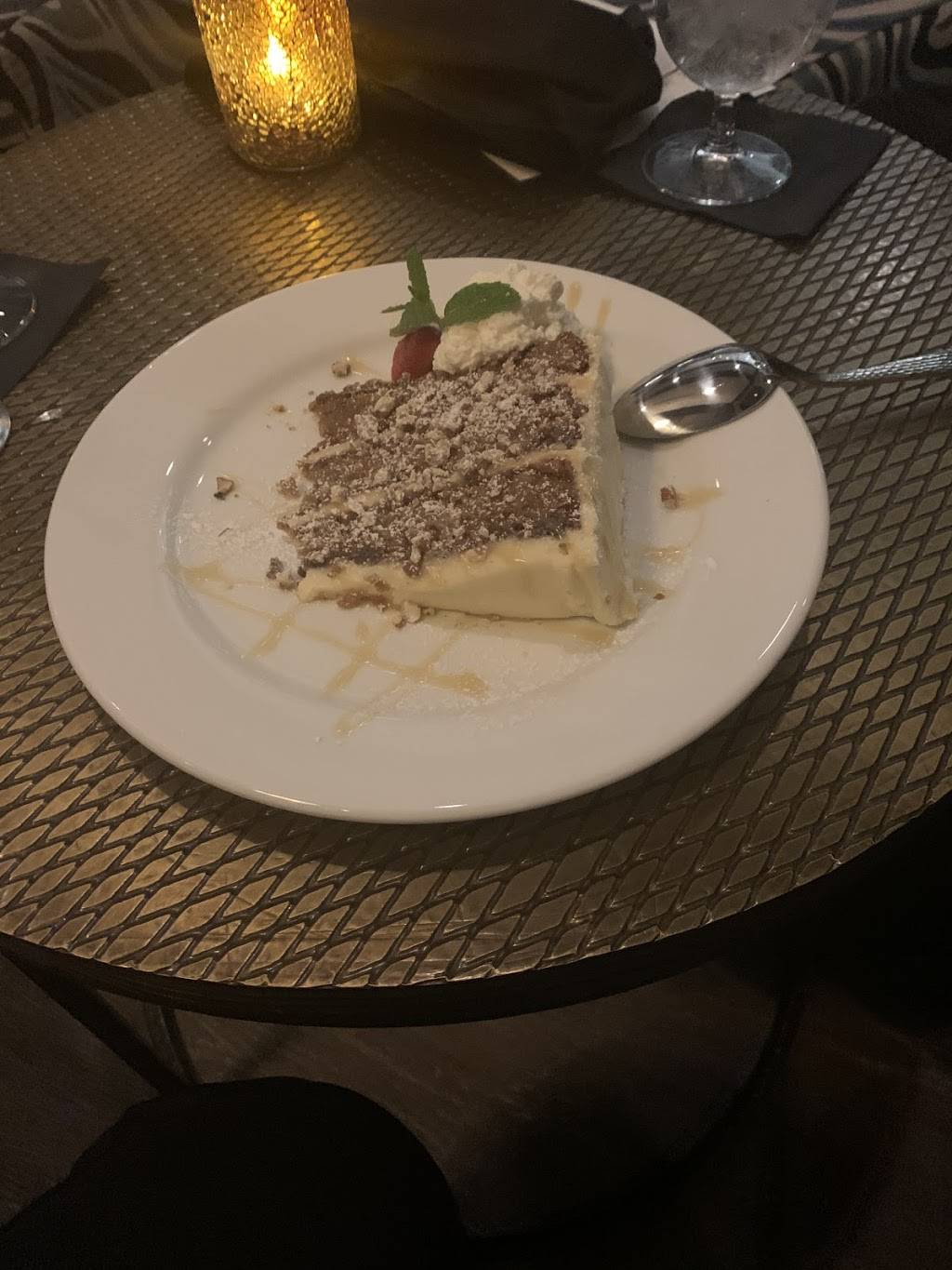 Bottles & Bones | restaurant | 400 Buford Hwy NE, Suwanee, GA 30024, USA | 6788049447 OR +1 678-804-9447