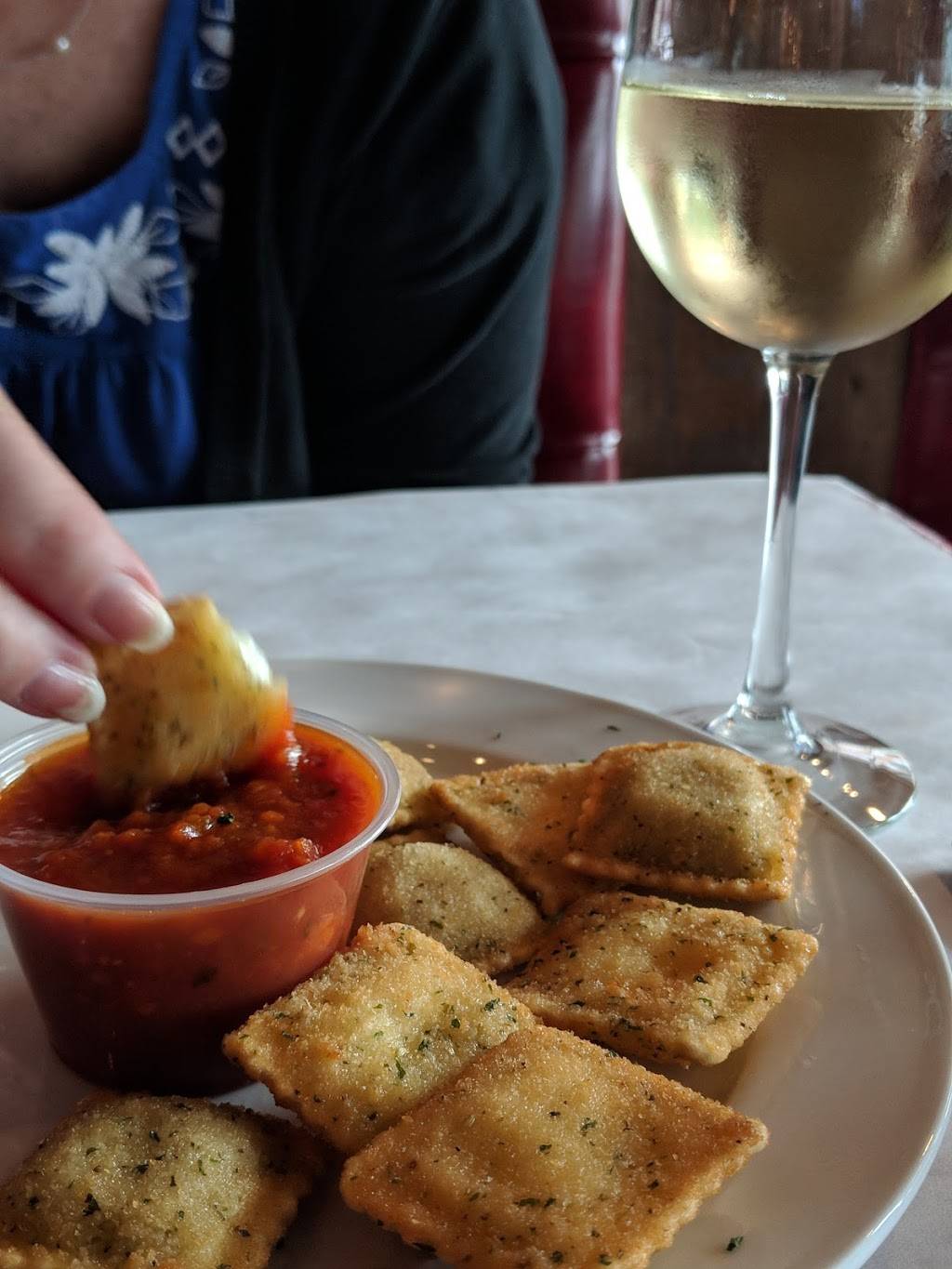 Pizanos Pizza & Pasta | restaurant | 2106 S Indiana Ave, Chicago, IL 60616, USA | 3128420777 OR +1 312-842-0777