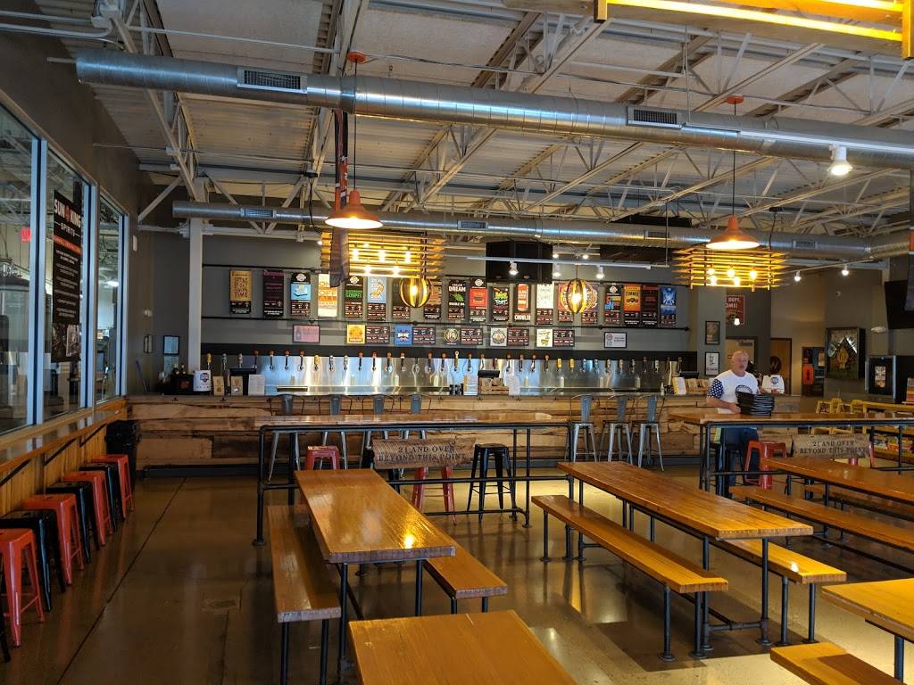 Sun King Fishers | restaurant | 9713 District North Drive Suite 1220, Fishers, IN 46037, USA | 3174361926 OR +1 317-436-1926