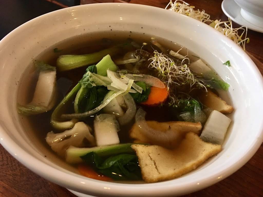 Pho V Express | restaurant | 1923 Avenue Rd, North York, ON M5M 4A2, Canada | 6473528746 OR +1 647-352-8746