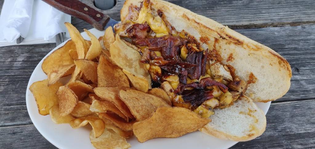 Lures Riverfront Restaurant | restaurant | 3330 NE Indian River Dr, Jensen Beach, FL 34957, USA | 7722085974 OR +1 772-208-5974