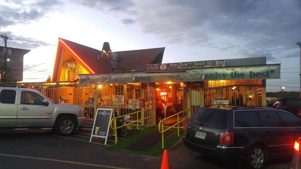 Charcoal Grill | restaurant | 110 N Crossroads Blvd, Balcones Heights, TX 78201, USA | 2107318534 OR +1 210-731-8534