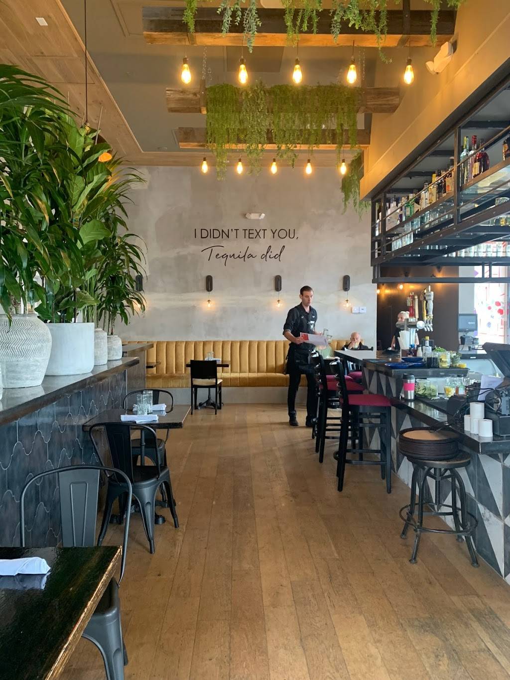 Maderos | restaurant | 5965 Village Way e107, San Diego, CA 92130, USA | 8583690717 OR +1 858-369-0717