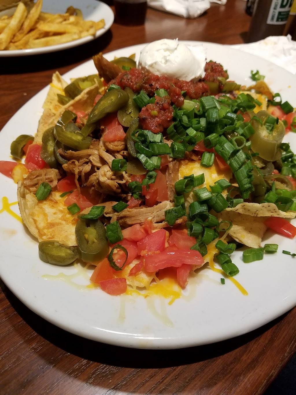 Smokey Bones Bar & Fire Grill | meal takeaway | 3302 W Gate City Blvd, Greensboro, NC 27407, USA | 3363158755 OR +1 336-315-8755