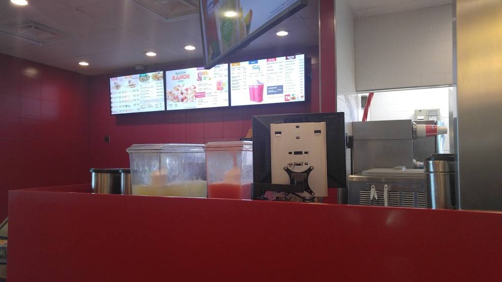 Wendys | restaurant | 7021 W. Bank Expressway, Marrero, LA 70072, USA | 5043238036 OR +1 504-323-8036