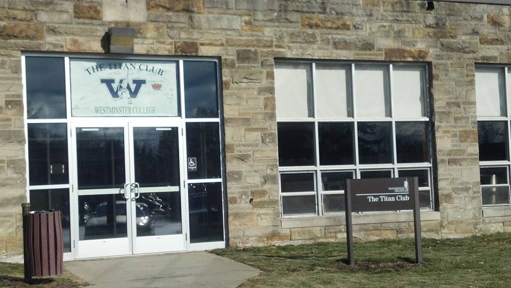 Titan Club | restaurant | 319 S Market St, New Wilmington, PA 16142, USA | 7249466147 OR +1 724-946-6147