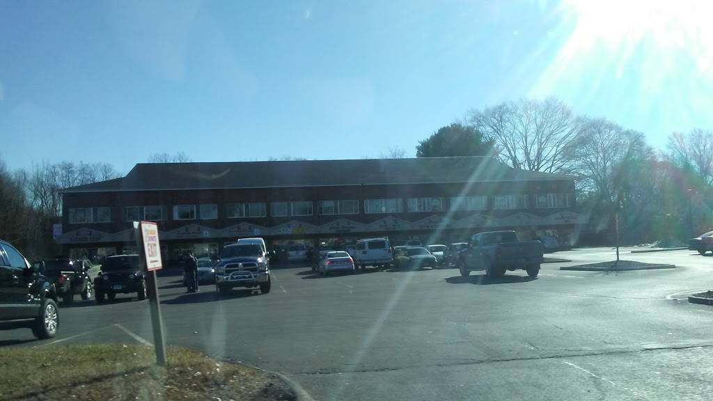 Subway | restaurant | 30 Hyde Ave, Vernon, CT 06066, USA | 8608719273 OR +1 860-871-9273