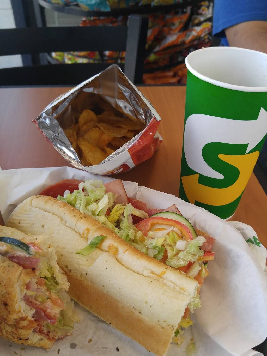 Subway Restaurants | restaurant | 8839 Culebra Rd #114, San Antonio, TX 78251, USA | 2105201888 OR +1 210-520-1888
