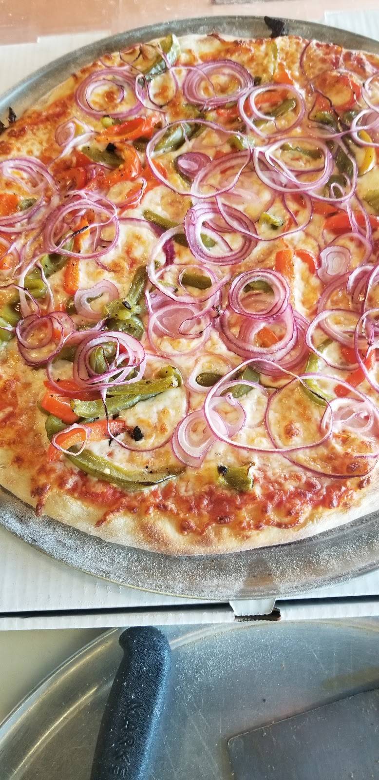 Carluccios Italian Specs | restaurant | 16 N Main St, South Yarmouth, MA 02664, USA | 5083945000 OR +1 508-394-5000