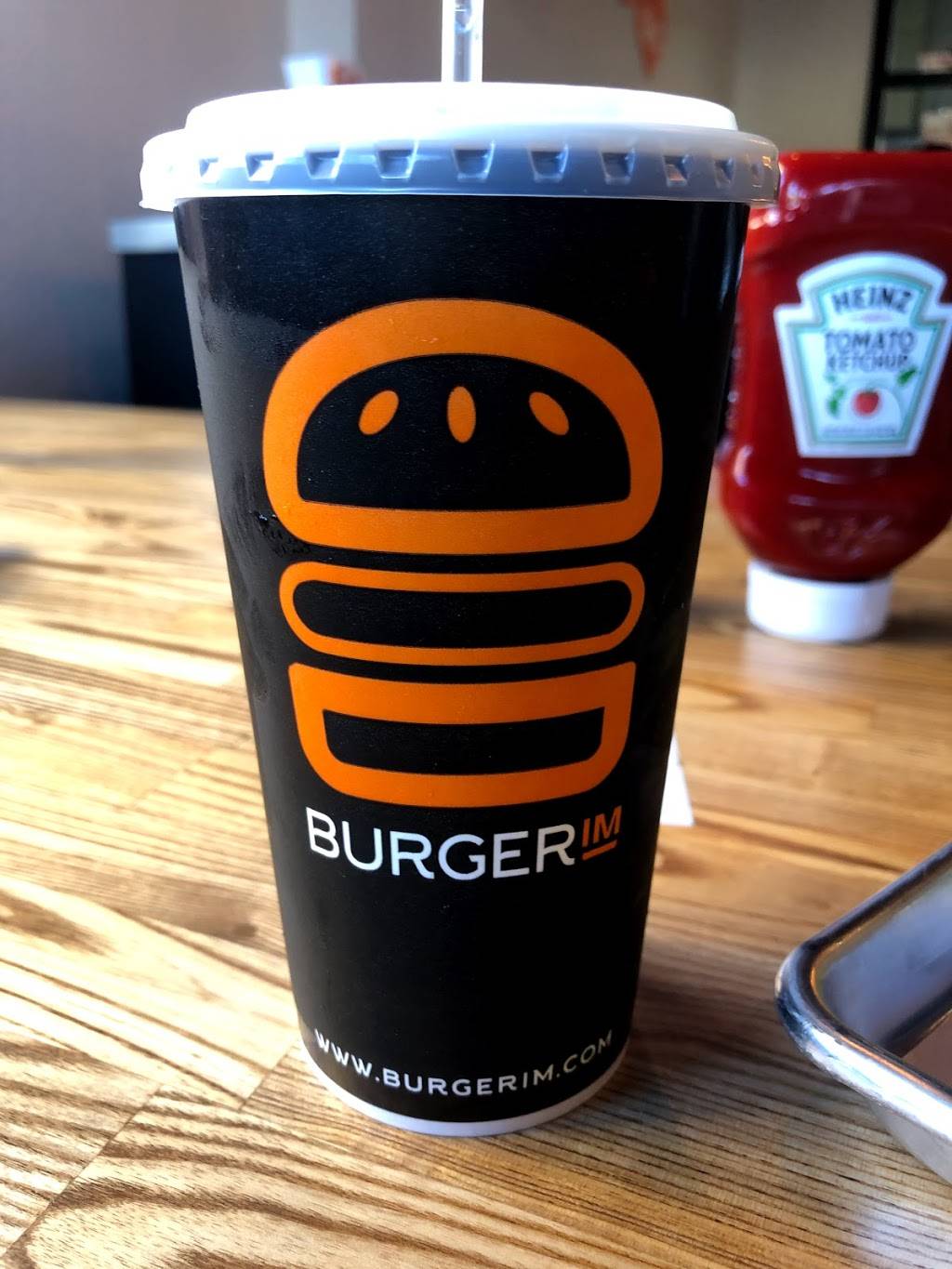 BurgerIM | restaurant | 414 2A N, Orange St, Redlands, CA 92374, USA | 9097921792 OR +1 909-792-1792