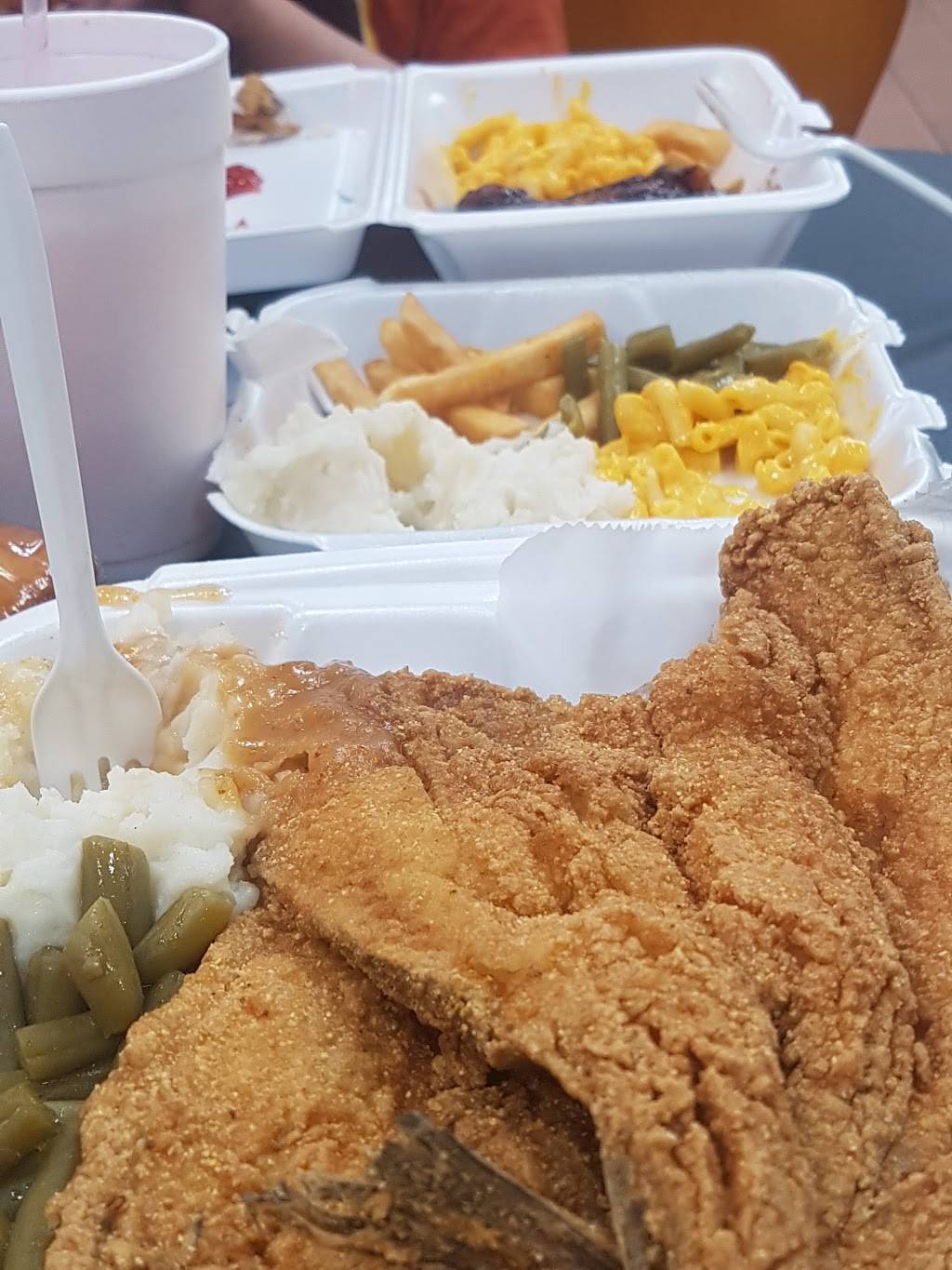 Crazy Down Home Chicken and Seafood | restaurant | 8219 Liberty Rd, Windsor Mill, MD 21244, USA | 4104961177 OR +1 410-496-1177