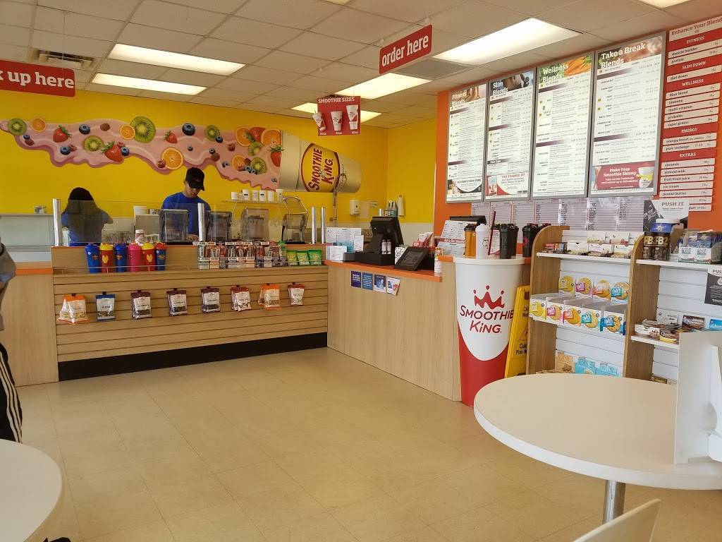 Smoothie King | restaurant | Pxtra Town Center, 99 Michigan Ave, Fort Campbell, KY 42223, USA | 2706408383 OR +1 270-640-8383