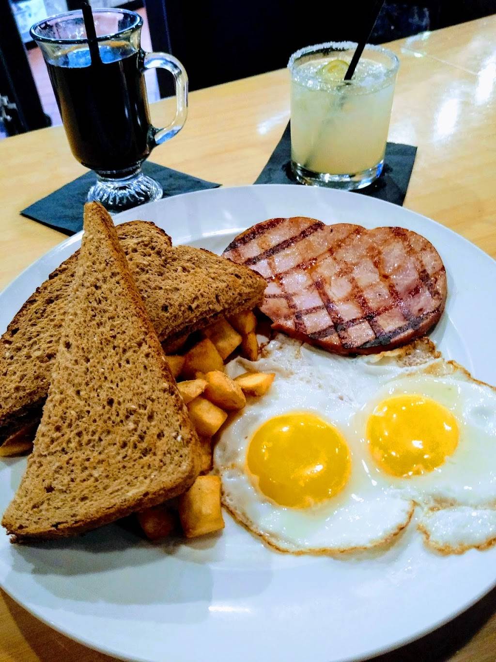 Fortune Casino Renton | restaurant | 111 S 3rd St, Renton, WA 98057, USA | 4252283700 OR +1 425-228-3700