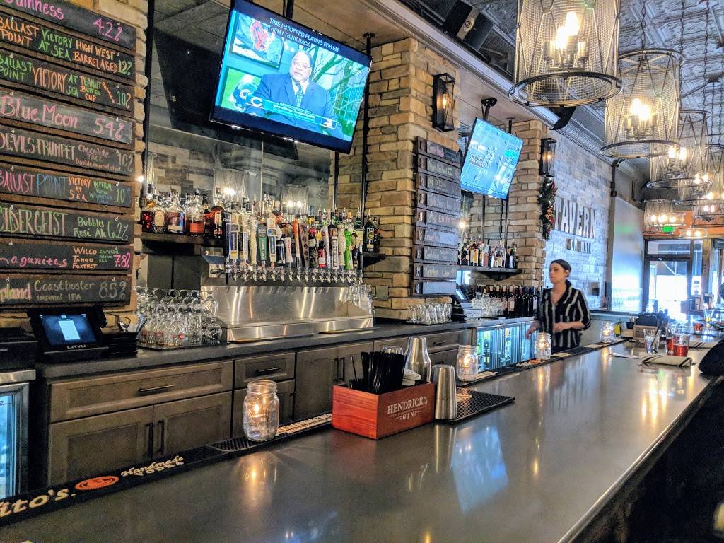 Tavern On Main | restaurant | 136 S Main St, Crown Point, IN 46307, USA | 2197799377 OR +1 219-779-9377