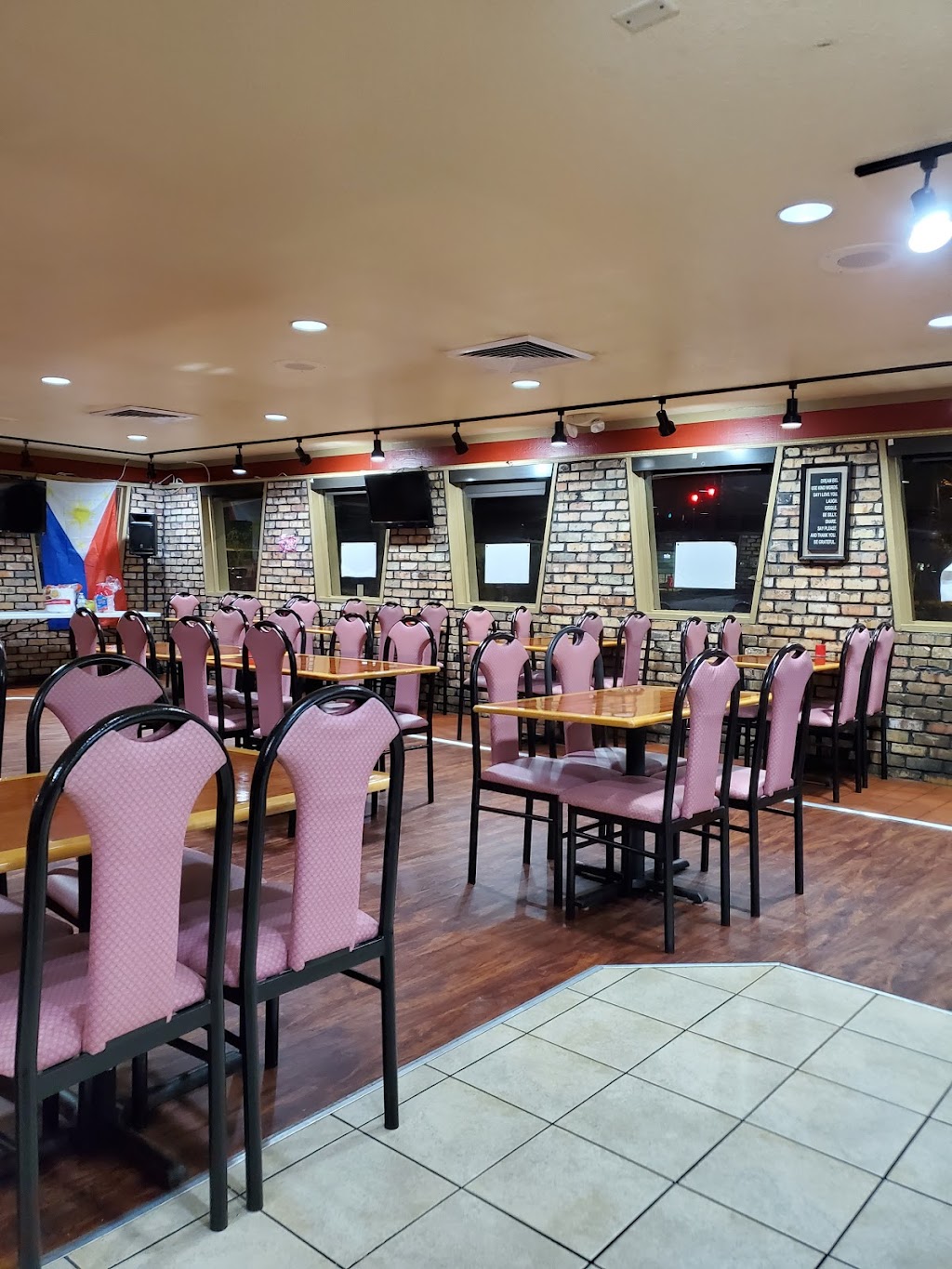 Ruby-Gin Filipino Restaurant | restaurant | 2 N Old Corry Field Rd, Pensacola, FL 32506, USA | 8503325024 OR +1 850-332-5024