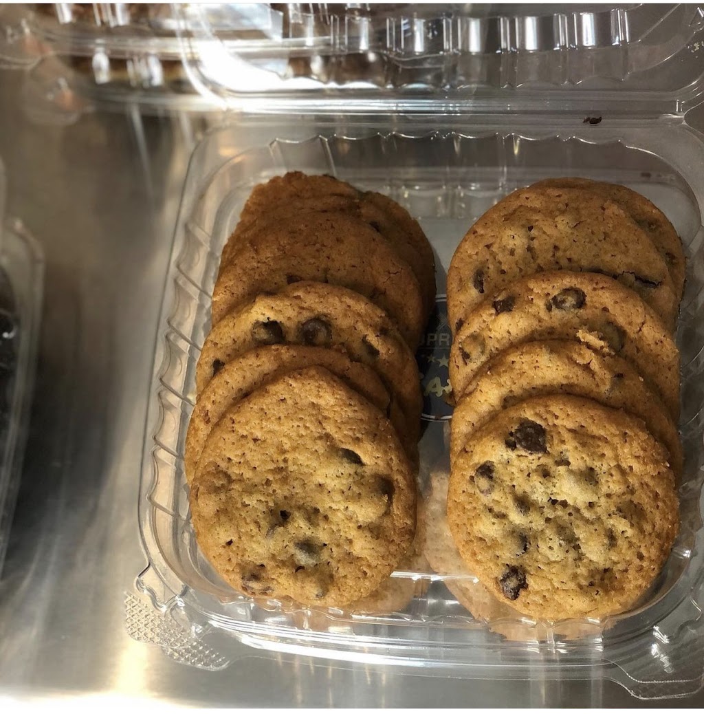 Supreme Cafe | restaurant | 18111 Wyoming Ave, Detroit, MI 48221, USA | 3133402847 OR +1 313-340-2847