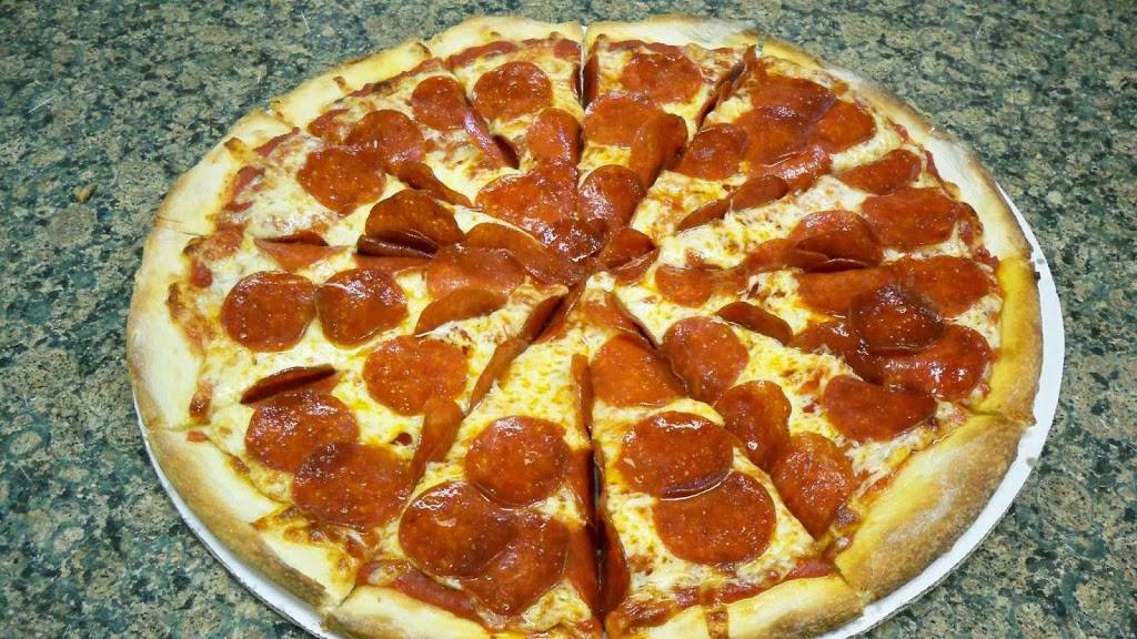 Steffeys Pizza | restaurant | 627 W Main St, Lavaca, AR 72941, USA | 4796742300 OR +1 479-674-2300