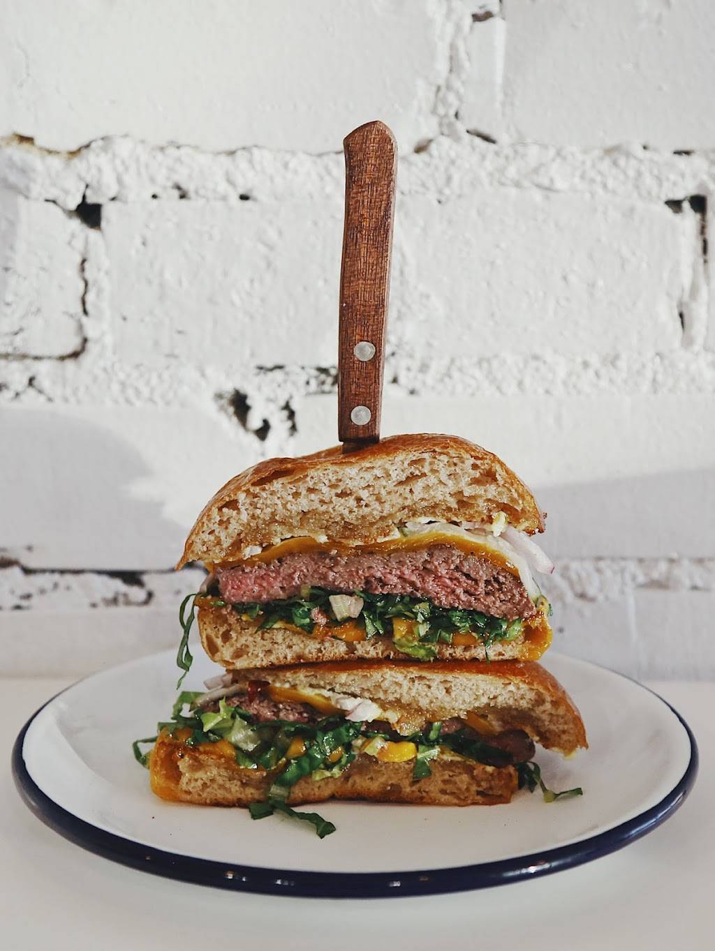 Bar Brava | restaurant | 1914 N Washington Ave, Minneapolis, MN 55411, USA | 6122081270 OR +1 612-208-1270