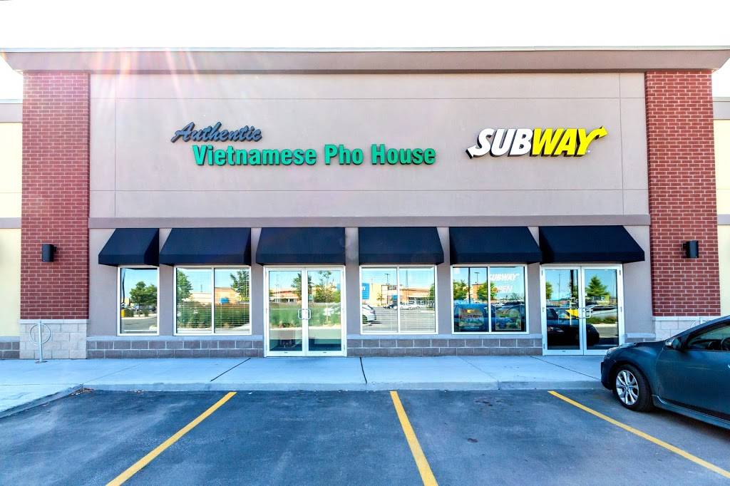 Authentic Vietnamese Pho House (KANATA LOCATION) | restaurant | 5373 Fernbank Rd, Stittsville, ON K2S 1B6, Canada | 6138368088 OR +1 613-836-8088