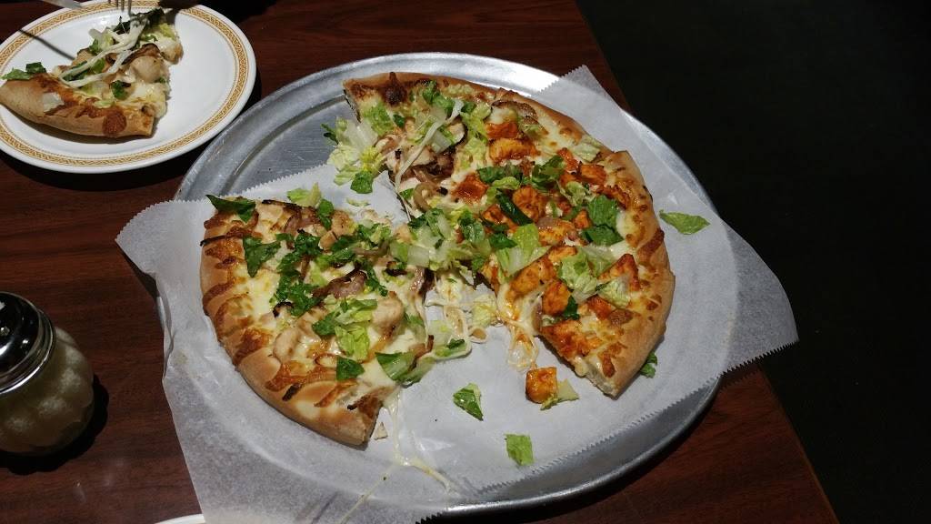 Zanto Southwick | restaurant | 587 College Hwy, Southwick, MA 01077, USA | 4135690164 OR +1 413-569-0164