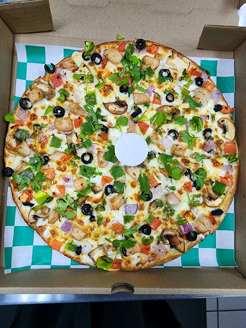 Pizza Twist (Halal) Elk Grove, CA | restaurant | 8324 Elk Grove Florin Rd Suite C, Sacramento, CA 95829, USA | 9165969565 OR +1 916-596-9565