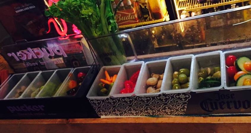 Steel Towne Inn | restaurant | 1251 Wilkins Ave, Braddock Hills, PA 15221, USA | 4123511113 OR +1 412-351-1113