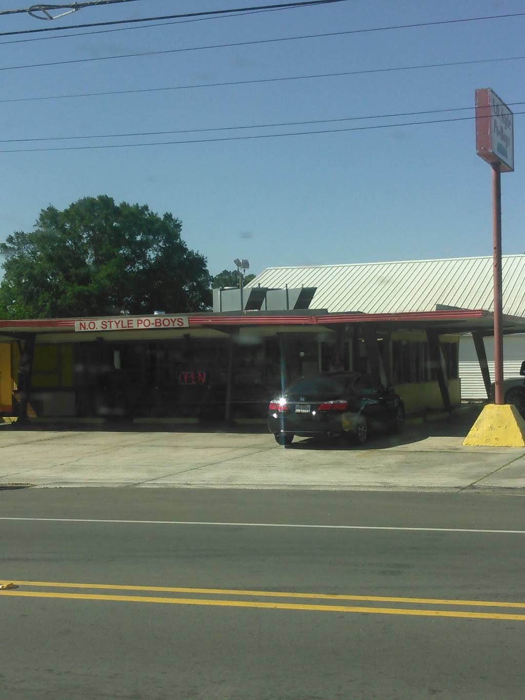 New Orleans Style Po Boys | restaurant | 3874 LA-1, Raceland, LA 70394, USA | 9855376444 OR +1 985-537-6444