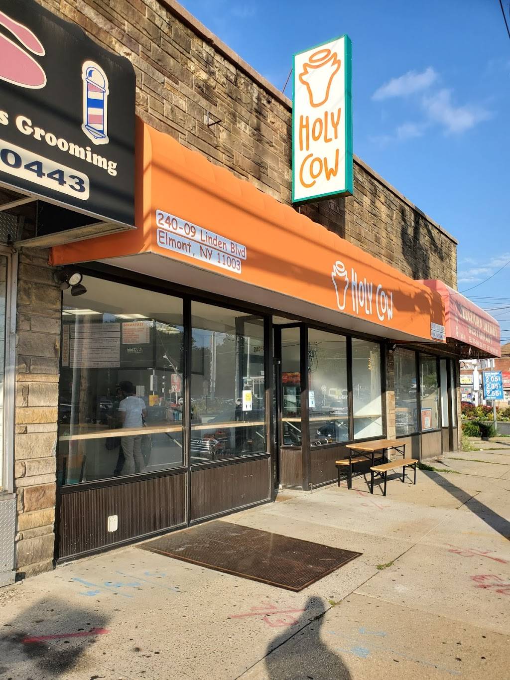 Holy Cow | restaurant | 240-09 Linden Blvd, Elmont, NY 11003, USA | 5166365299 OR +1 516-636-5299